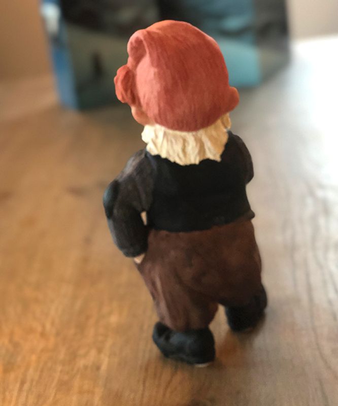 Midthun-nisse med pipe, denne er UTSOLGT